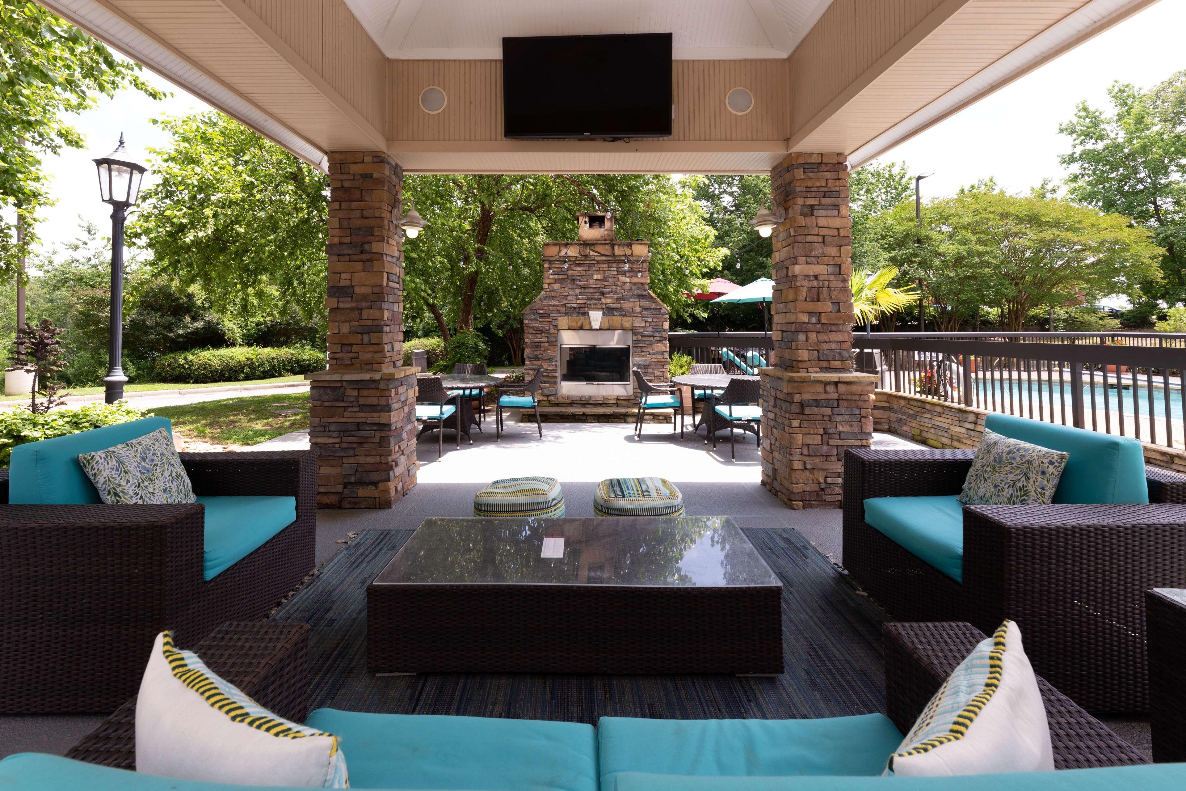 Hampton Inn Columbia I-26/Harbison Blvd Exterior foto