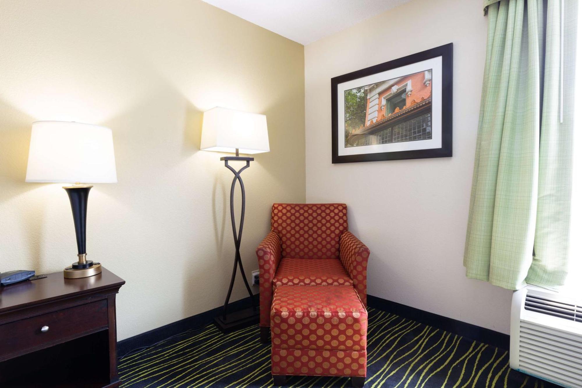 Hampton Inn Columbia I-26/Harbison Blvd Exterior foto